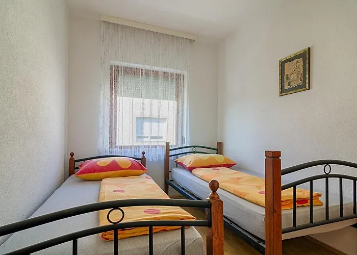 5 Apartment