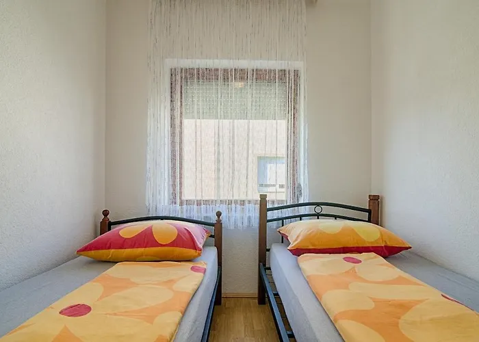 5 Apartment *